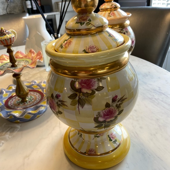 Mackenzie Childs Morning Glory Globe Yellow Canister with Lid RARE!!! - Picture 3 of 5